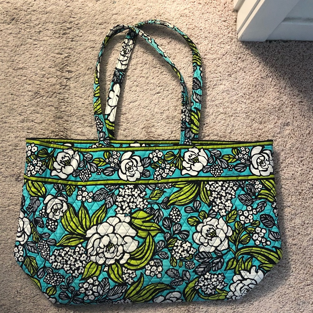 Vera Bradley Island Bloom Tote Bag
